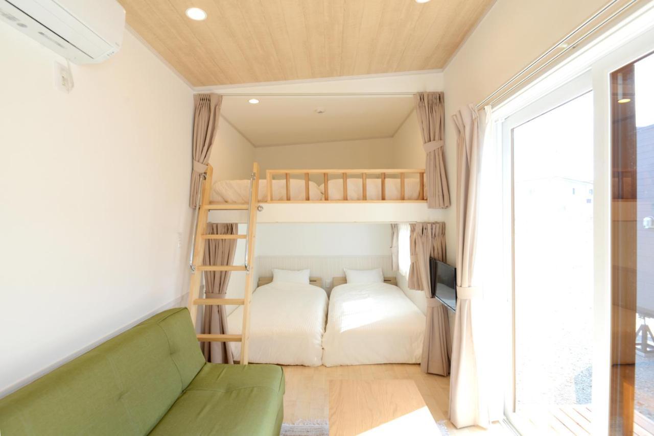 פוג'יקאוואגוצ'יקו Mt Fuji Glamping Tourist Villa Kawaguchiko מראה חיצוני תמונה